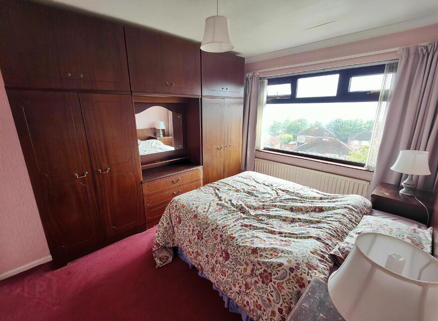 16 Springvale Parade, Belfast, BT14 8DB