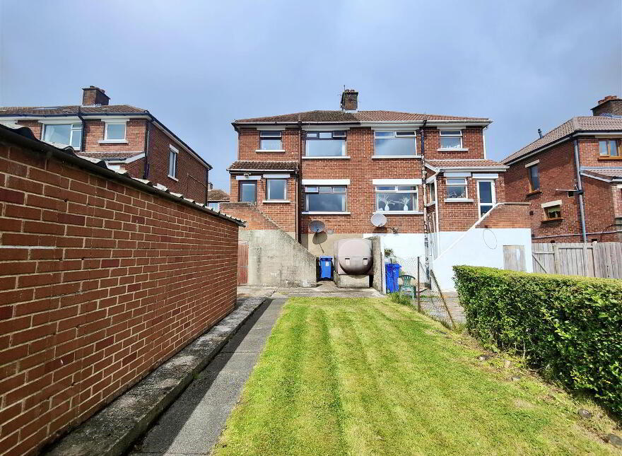 16 Springvale Parade, Belfast, BT14 8DB