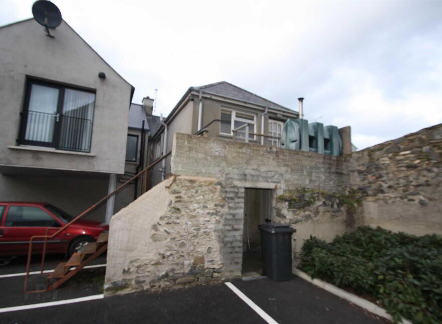 22 24, 26 28 And 28a, Dromore Street, Ballynahinch, BT24 8AG