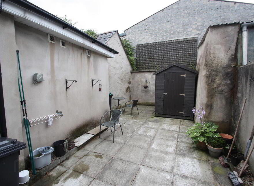 22 24, 26 28 And 28a, Dromore Street, Ballynahinch, BT24 8AG