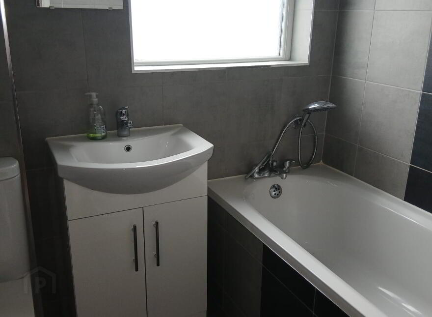 1c Ardbann Ave, Kilrea, BT51 5QX