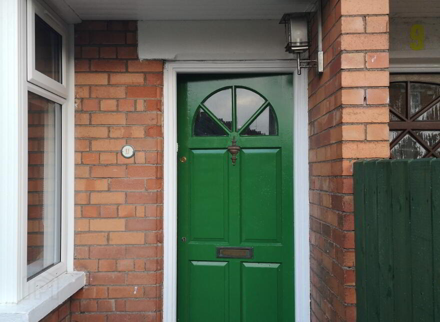 11 Ava Parade, Belfast, BT7 3BU photo