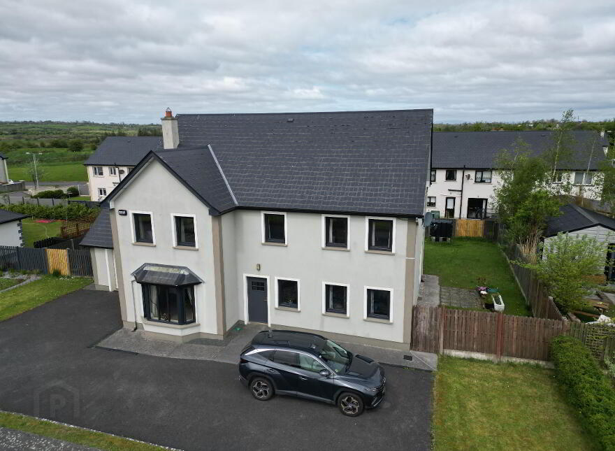 2 Chestnut Grove, Tulsk, Castlerea, F45KA03