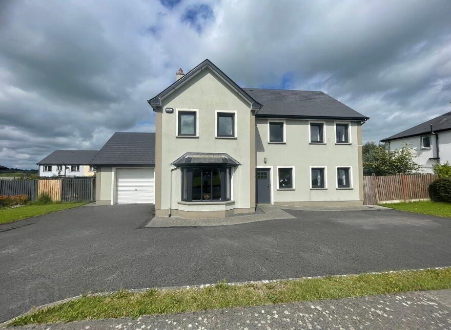 2 Chestnut Grove, Tulsk, Castlerea, F45KA03