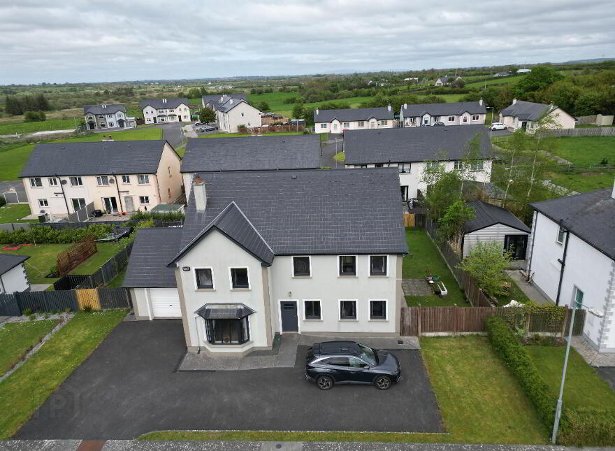2 Chestnut Grove, Tulsk, Castlerea, F45KA03