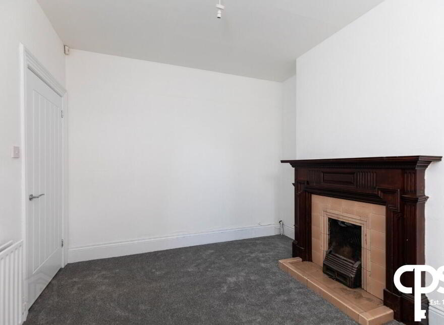 32 Agincourt Avenue, Belfast, BT7 1QA