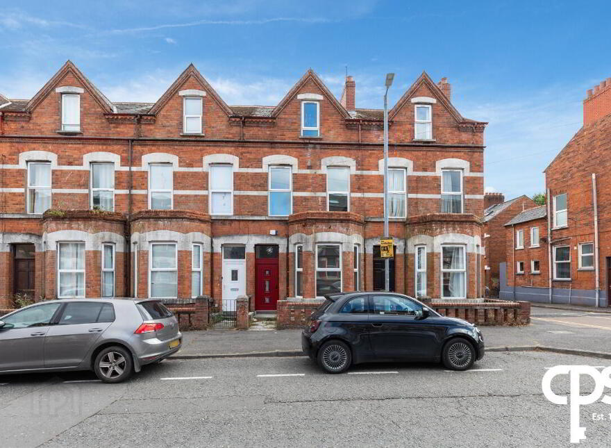 32 Agincourt Avenue, Belfast, BT7 1QA