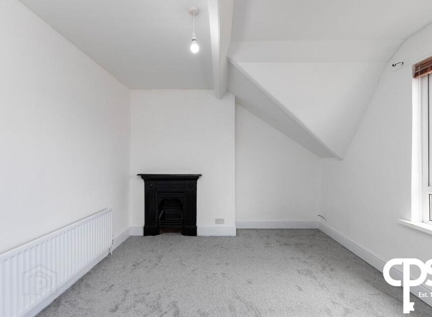 32 Agincourt Avenue, Belfast, BT7 1QA