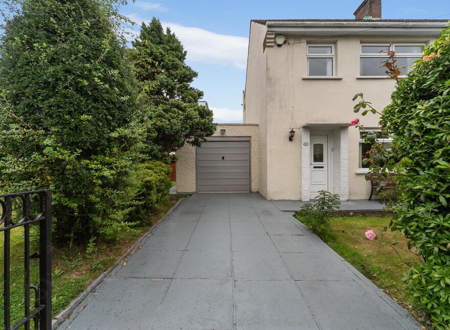 41 Cherryhill Crescent, Dundonald, Belfast, BT16 1JQ
