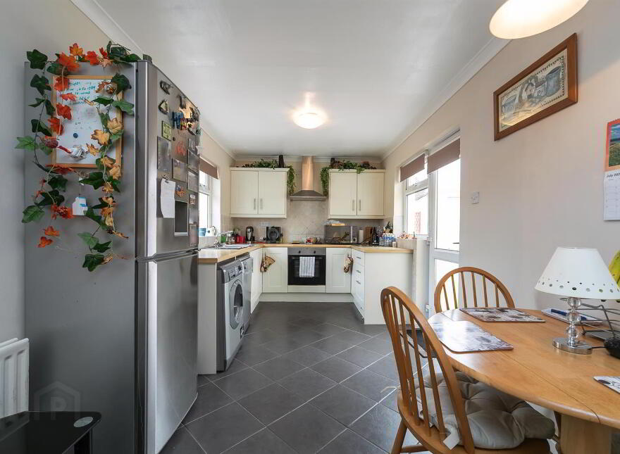 41 Cherryhill Crescent, Dundonald, Belfast, BT16 1JQ