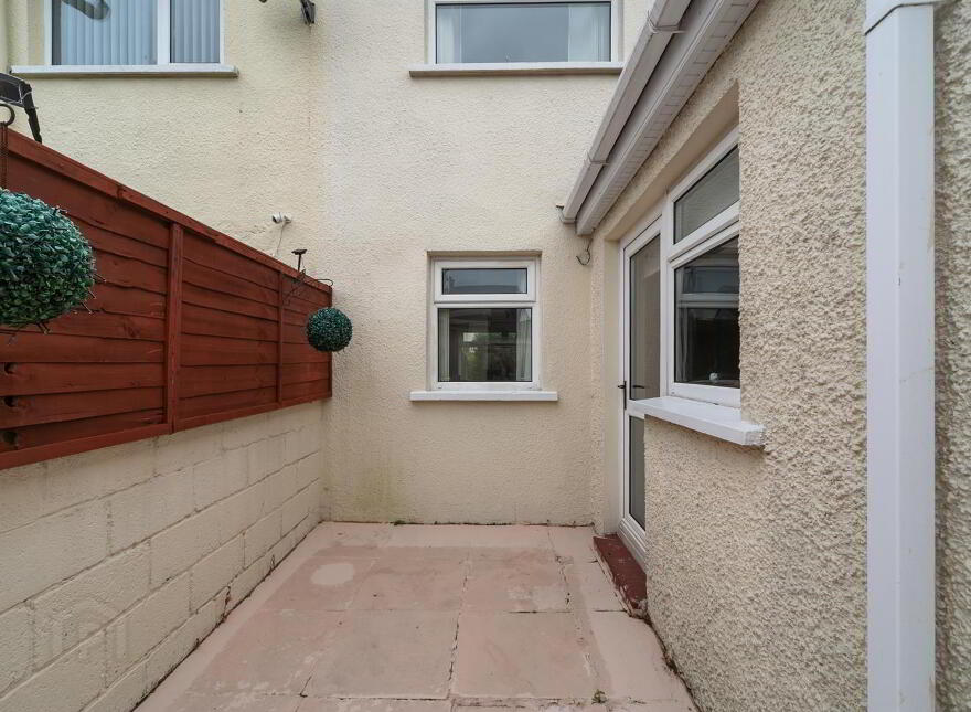 41 Cherryhill Crescent, Dundonald, Belfast, BT16 1JQ