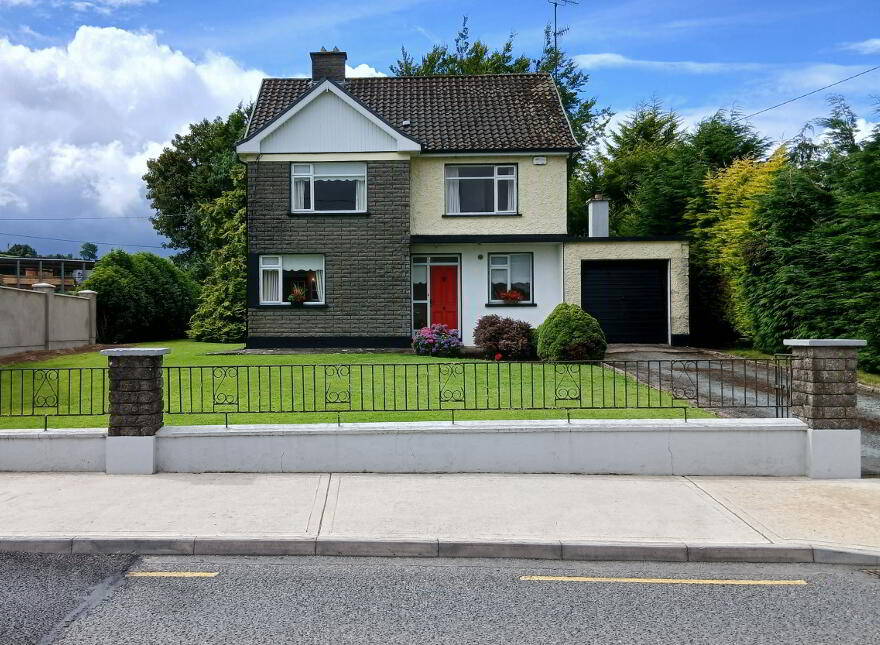Townparks, Ballyhaise, H12HT91 photo