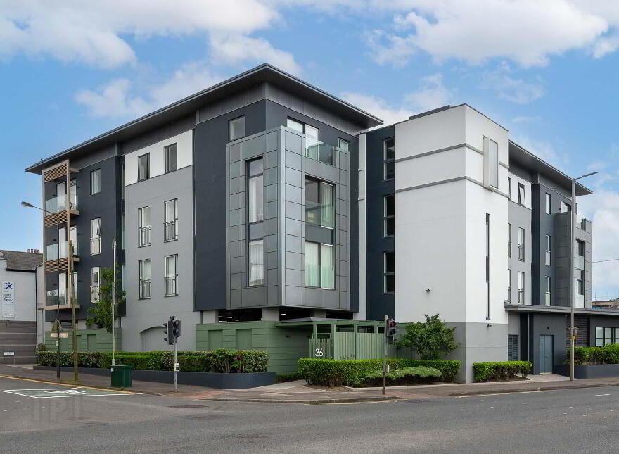 2.5 The Front, 36 Shore Road, Holywood, BT18 9GZ