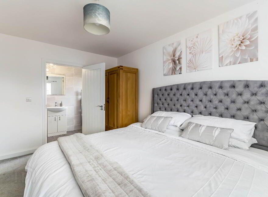 10 Chancellors Court, Dromore, BT25 1TU