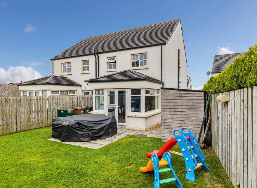 10 Chancellors Court, Dromore, BT25 1TU