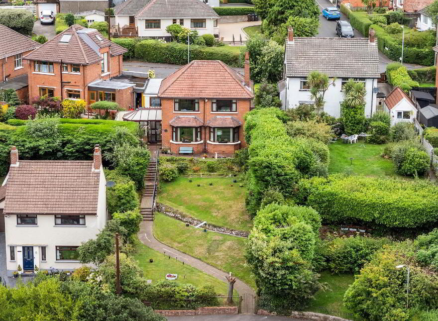 23 Shanlieve Park, Belfast, BT14 8JE