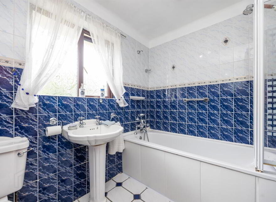 23 Shanlieve Park, Belfast, BT14 8JE