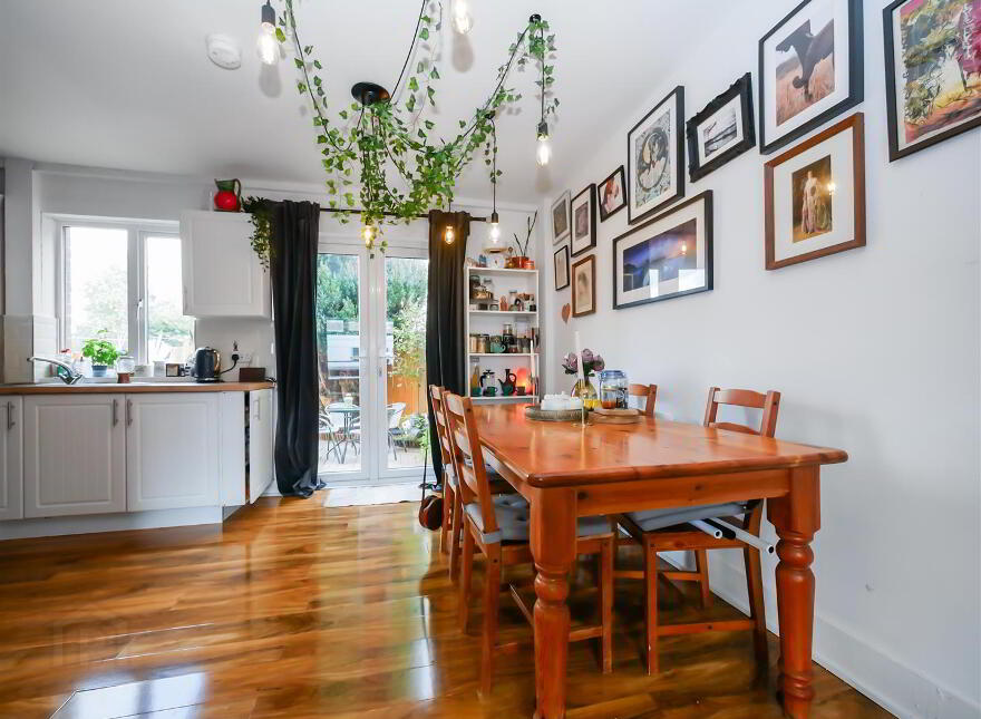 26 Mount Merrion Gardens, Off Mount Merrion Avenue, Belfast, BT6 0FW