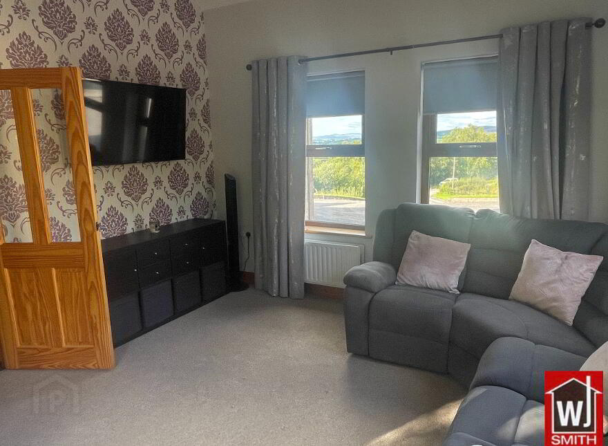 27 Meencaragh Road, Castlederg, BT81 7RJ
