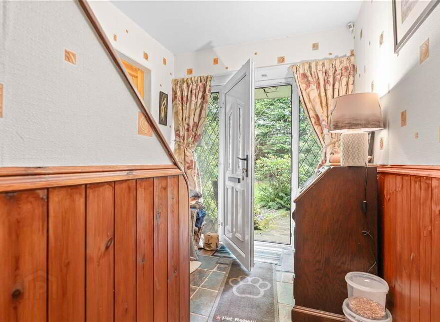 48 Moorfields Road, Ballymena, BT42 3BT