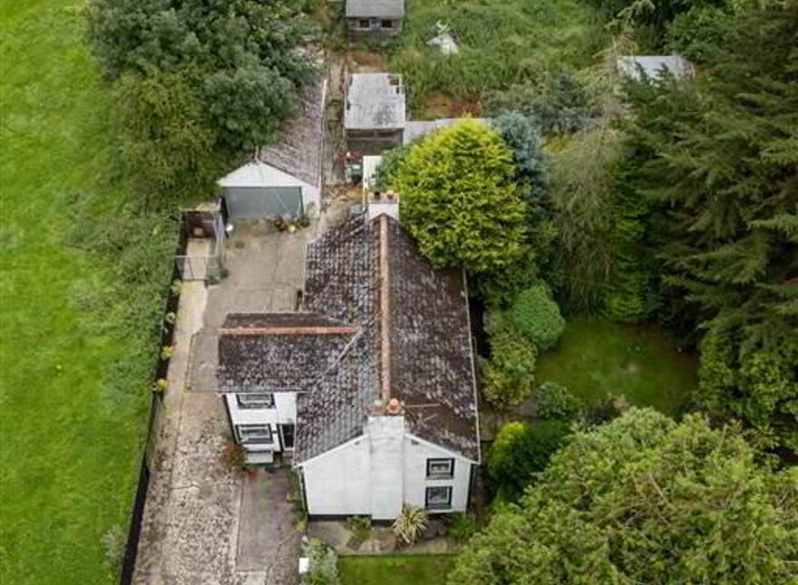 48 Moorfields Road, Ballymena, BT42 3BT