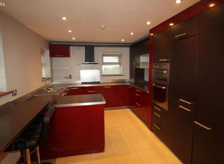 3 Roseview, Whitechurch