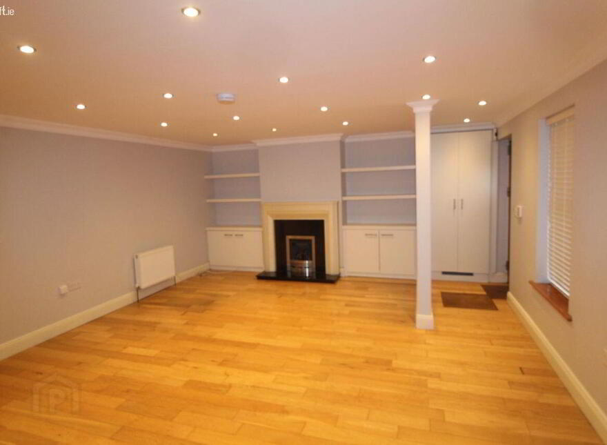 3 Roseview, Whitechurch