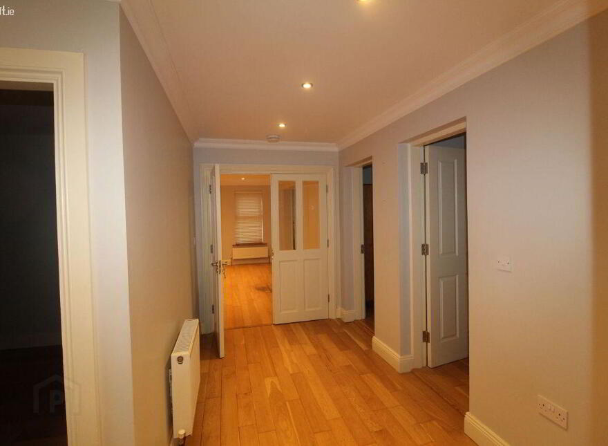 3 Roseview, Whitechurch