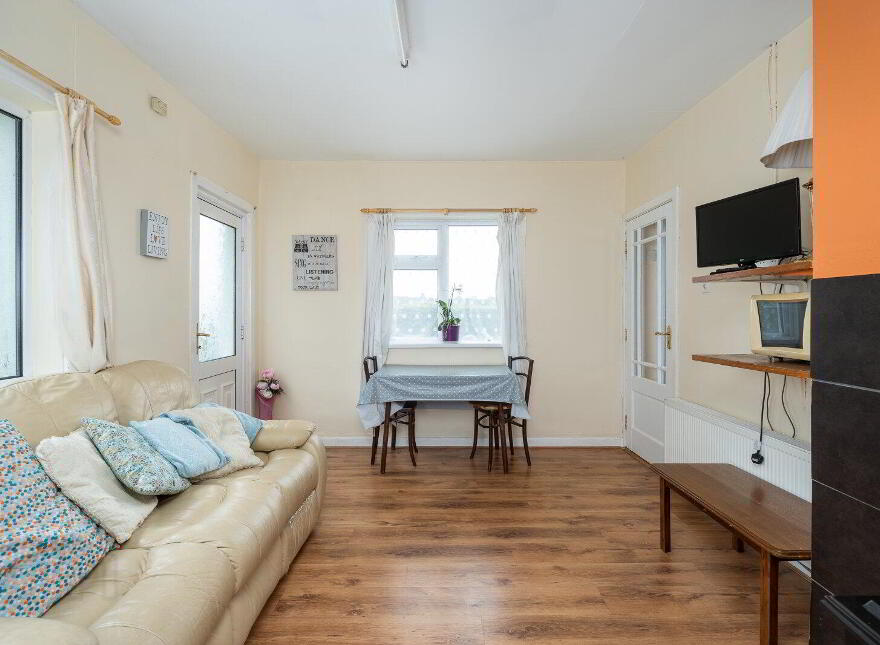 Ballagh, Newtowncashel, N39D393