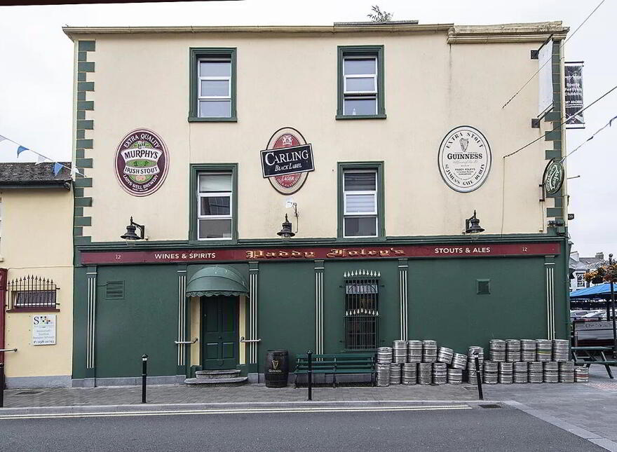 Paddy Foley's, 12 Grattan Square, Dungarvan, X35V670