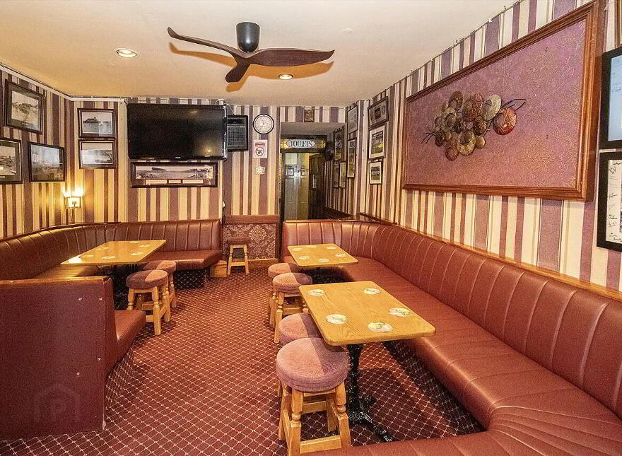 Paddy Foley's, 12 Grattan Square, Dungarvan, X35V670