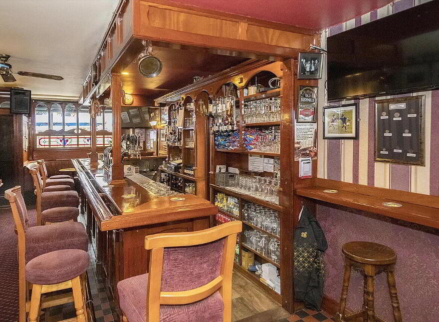 Paddy Foley's, 12 Grattan Square, Dungarvan, X35V670