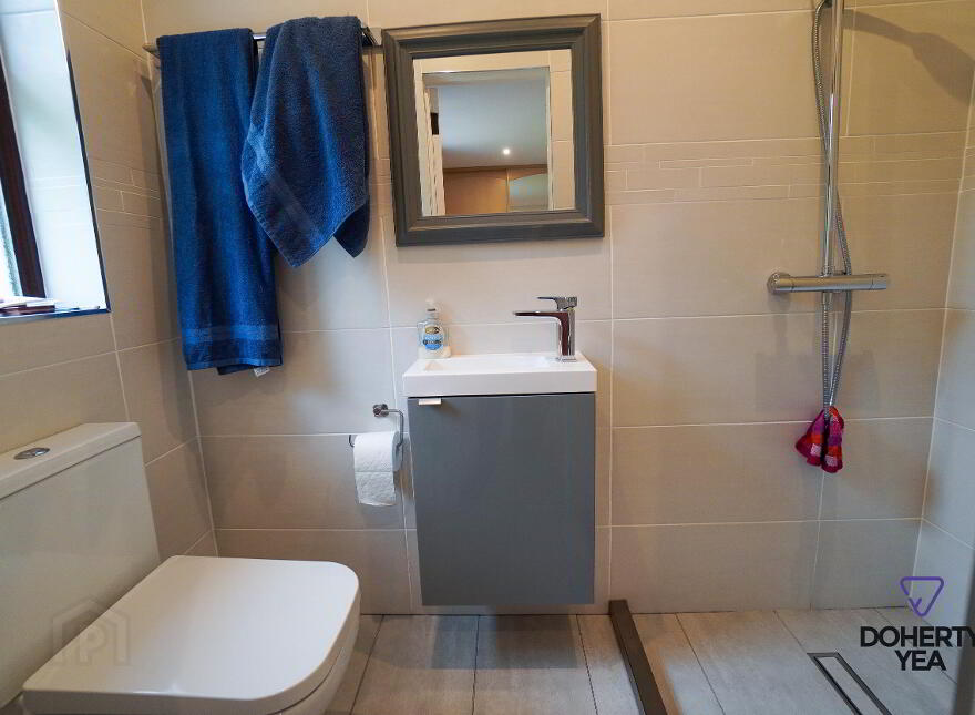 38 Cairn Road, Carrickfergus, BT38 9AP