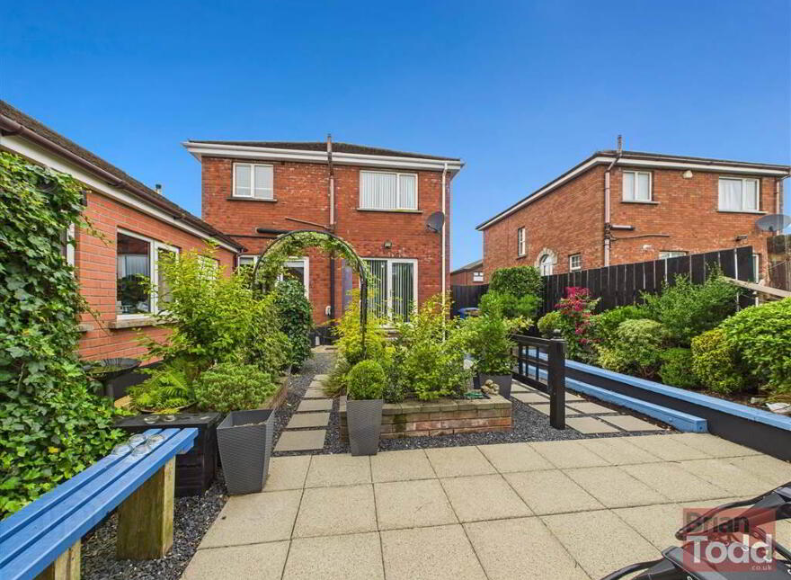 Walnut Avenue, Larne, BT40 2WA