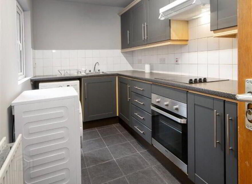 Room 1, 48 Delhi Street, Belfast, BT7 3AL