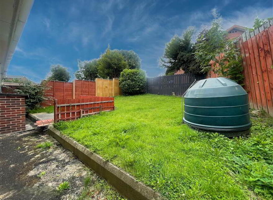 16 Hightown Rise, Glengormley, Newtownabbey, BT36 7XA