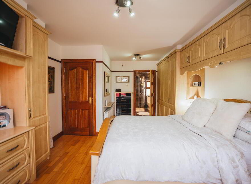 18 Lisnagrot Road, Kilrea, BT51 5SE