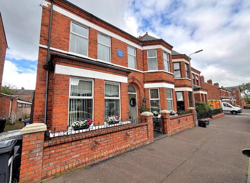 7 Brookvale Drive, Belfast, BT14 6DE