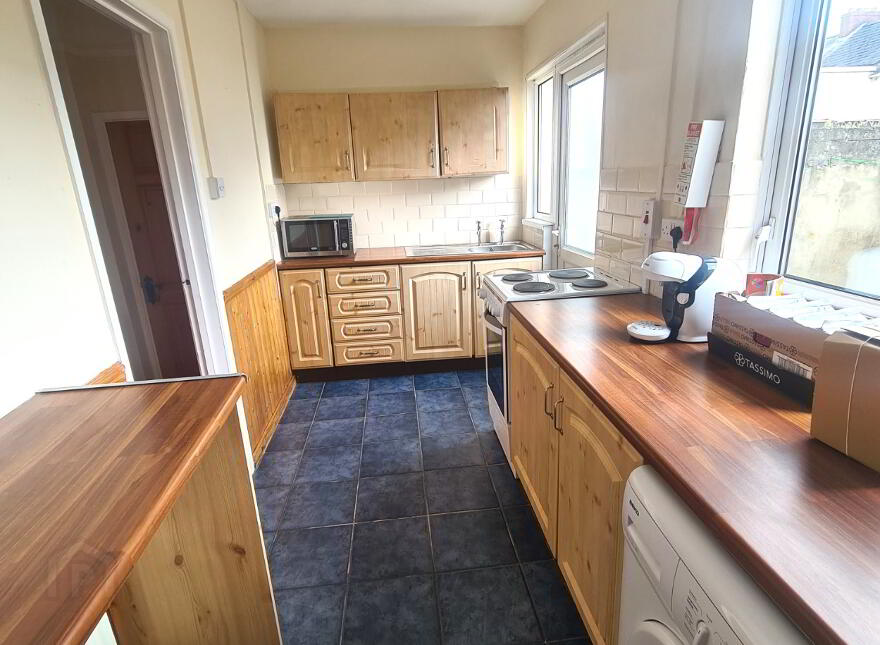 Roulston Avenue, Waterside, L'Derry, BT47 6EW