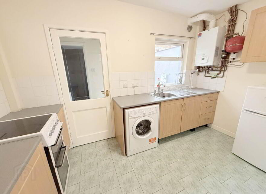 18 Foxglove Street, Beersbridge Road, Belfast, BT5 4SQ
