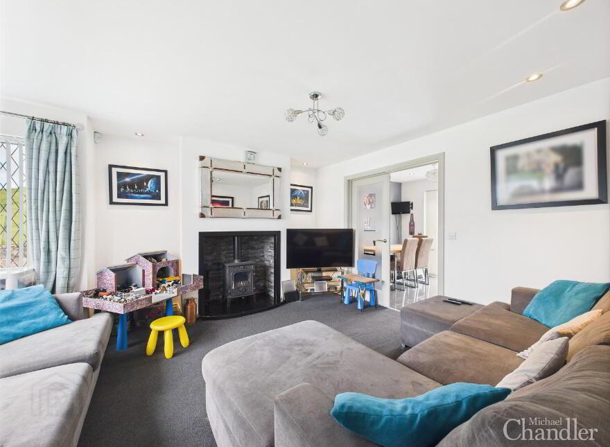 47 Winchester Road, Carryduff, BT8 8QQ