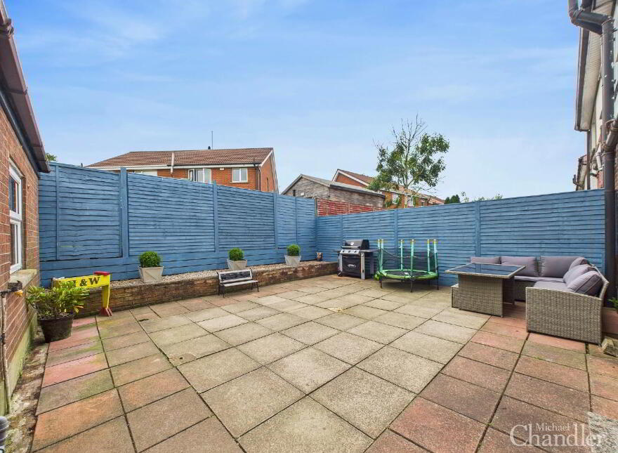 47 Winchester Road, Carryduff, BT8 8QQ