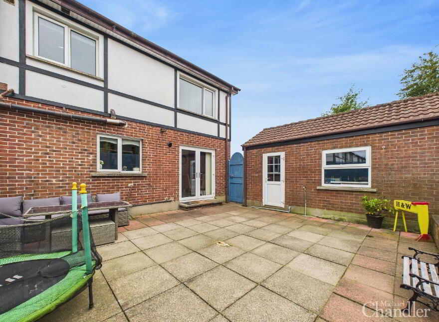 47 Winchester Road, Carryduff, BT8 8QQ