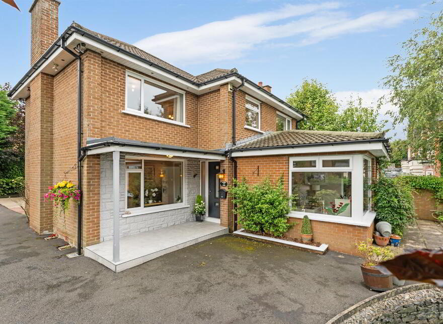 3 Willowbank Crescent, Upper Knockbreda Road, Belfast, BT6