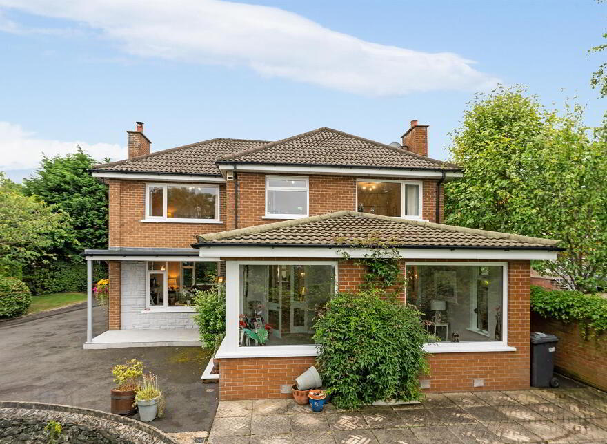 3 Willowbank Crescent, Upper Knockbreda Road, Belfast, BT6