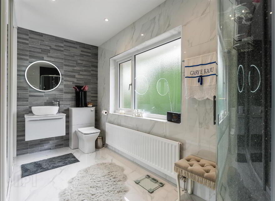 3 Willowbank Crescent, Upper Knockbreda Road, Belfast, BT6