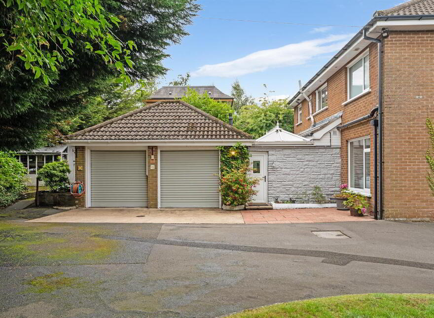 3 Willowbank Crescent, Upper Knockbreda Road, Belfast, BT6