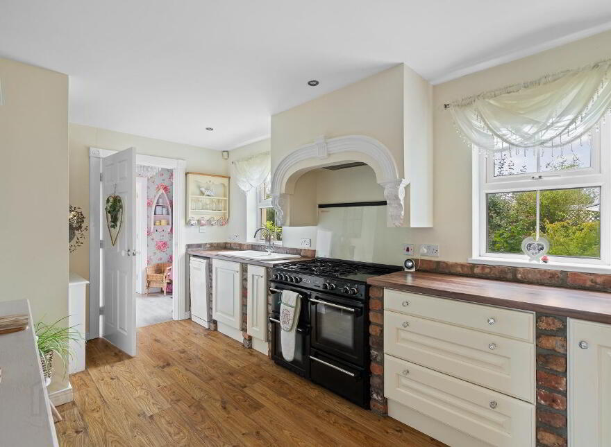 71 Peacock Road, Sion Mills, BT82 9NP