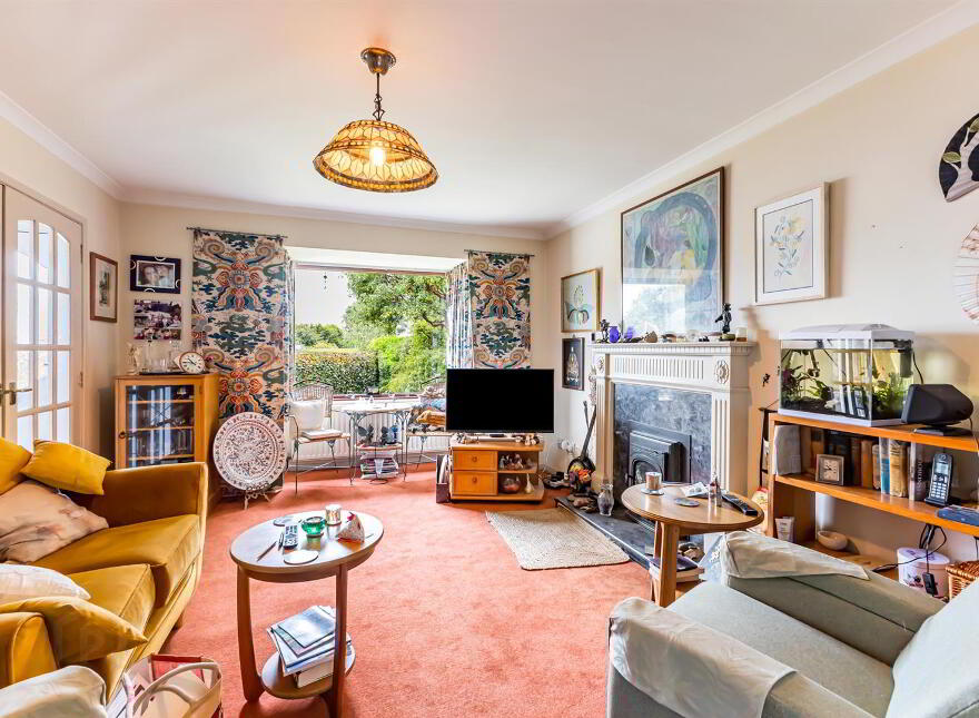 1 The Meadows, Saintfield, BT24 7DN