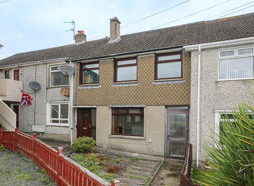 11 Springwell Park, Groomsport, BT19 6LF photo